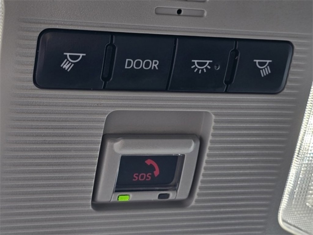 Used 2023 Toyota RAV4 LE image 27