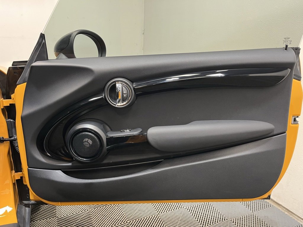 Used 2017 MINI Cooper S image 17