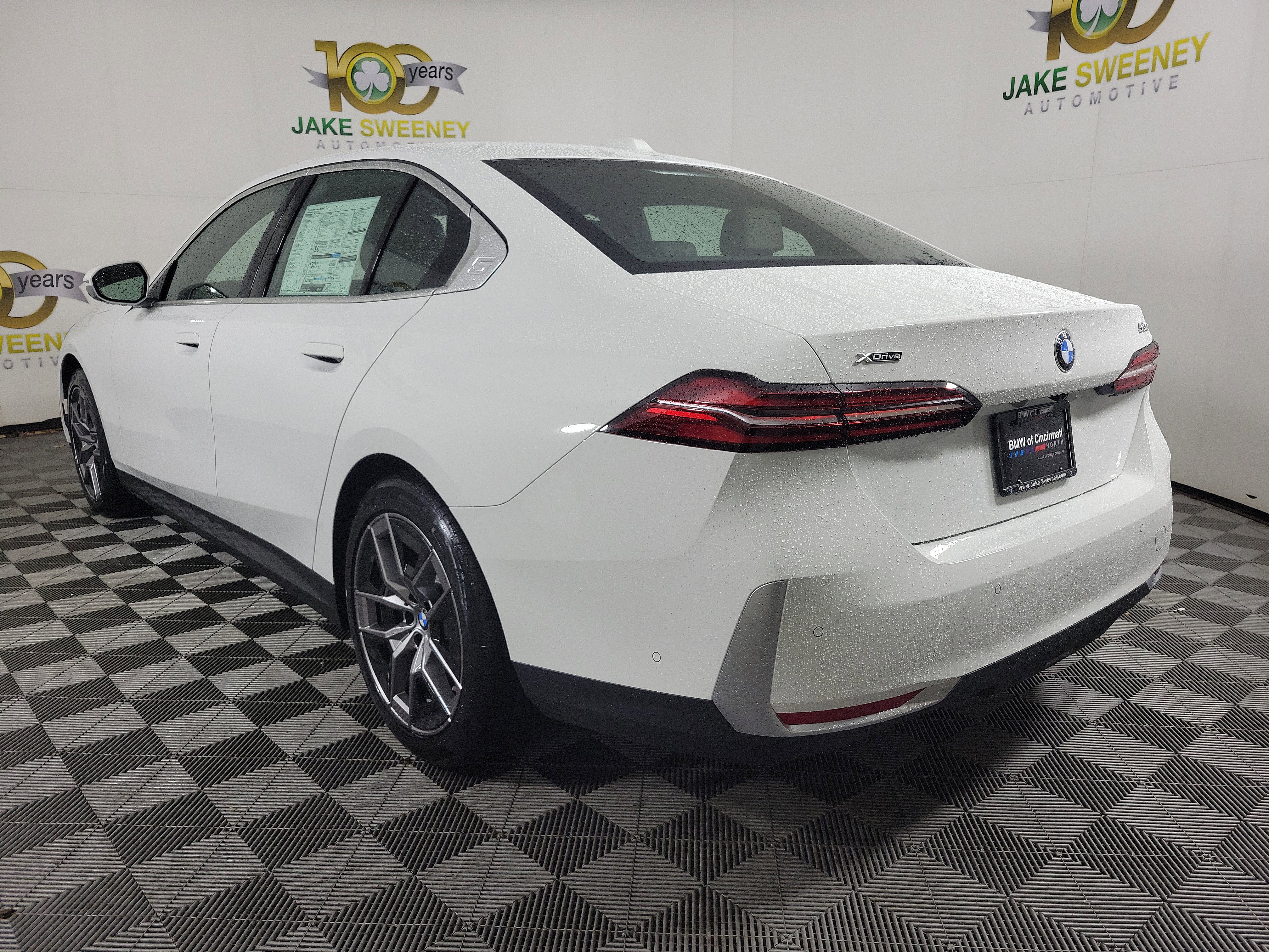 New 2026 BMW 530i xDrive AWD/4WD image 5