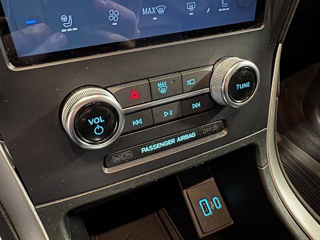 Certified 2024 Ford Edge SEL w/ Convenience Package AWD/4WD image 14