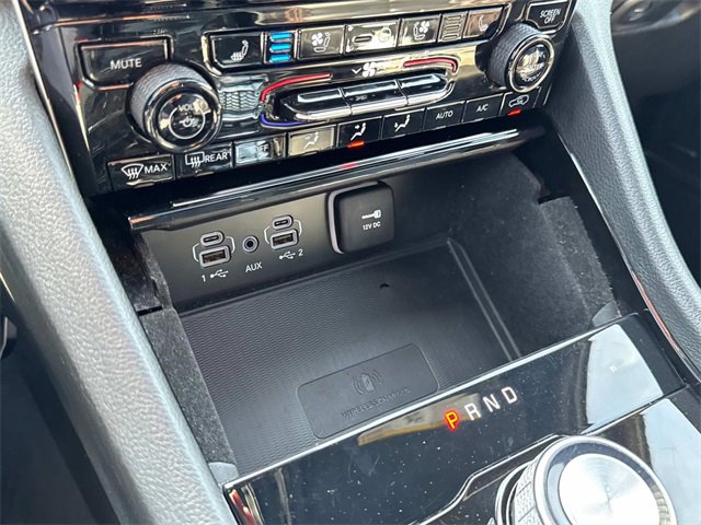 Used 2021 Jeep Grand Cherokee L Summit w/ Advanced Protech Group IV image 28