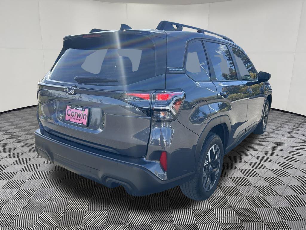 Used 2025 Subaru Forester AWD/4WD image 8