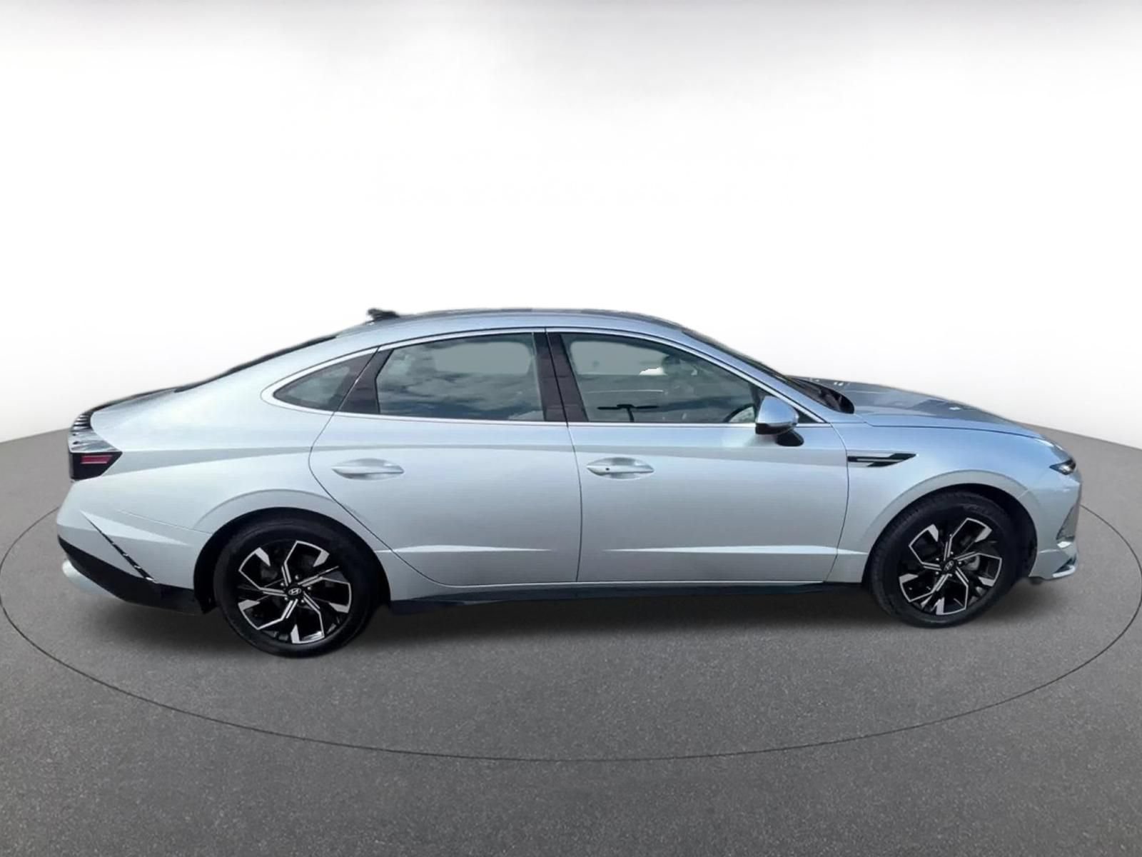 Used 2025 Hyundai Sonata SEL FWD image 16