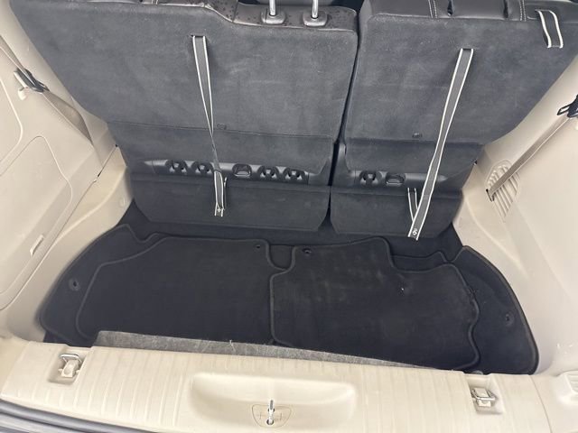 Used 2022 Chrysler Pacifica Touring-L w/ Uconnect Theater Family Group image 28