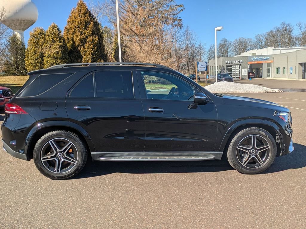 Used 2022 Mercedes-Benz GLE 450 4MATIC image 4