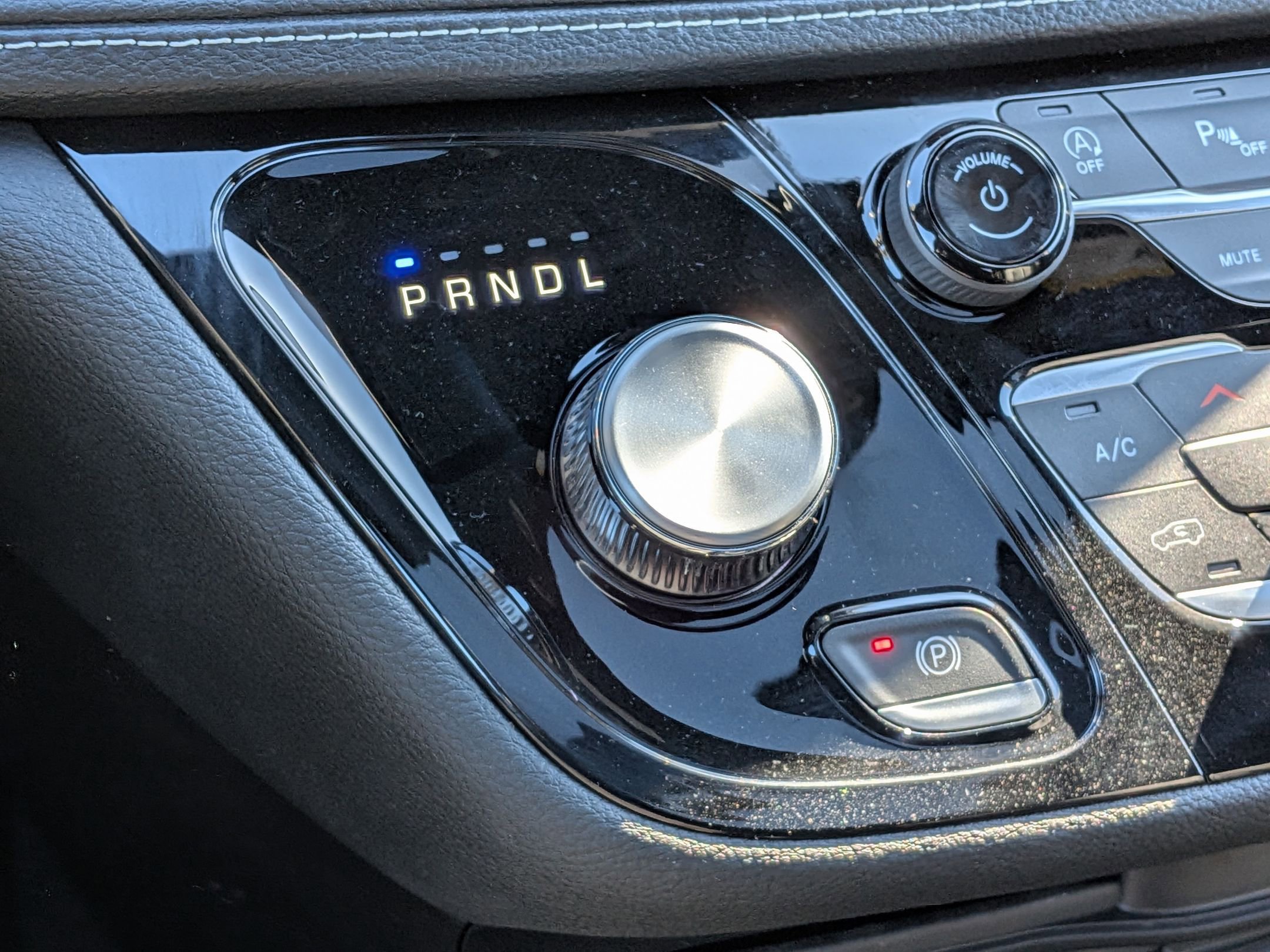 New 2026 Chrysler Pacifica Select image 18