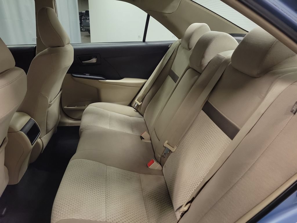 Used 2014 Toyota Camry LE FWD image 27
