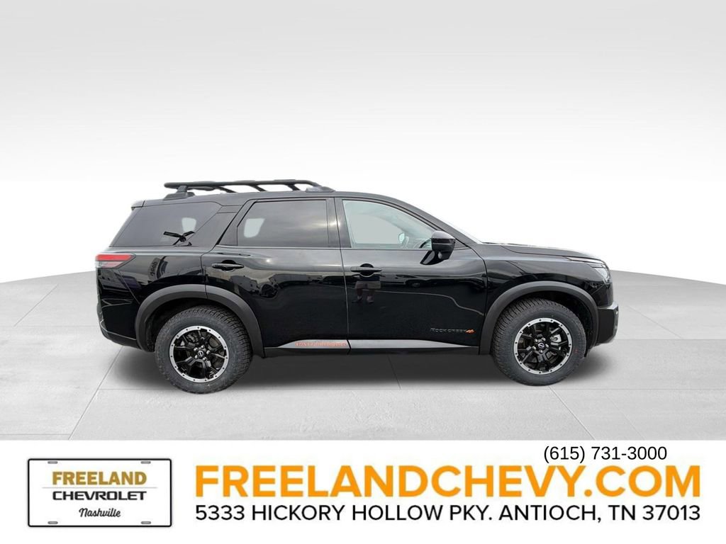 Used 2023 Nissan Pathfinder Rock Creek image 2