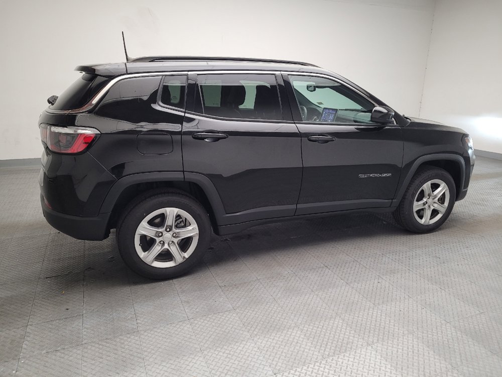Used 2023 Jeep Compass Latitude AWD/4WD image 10