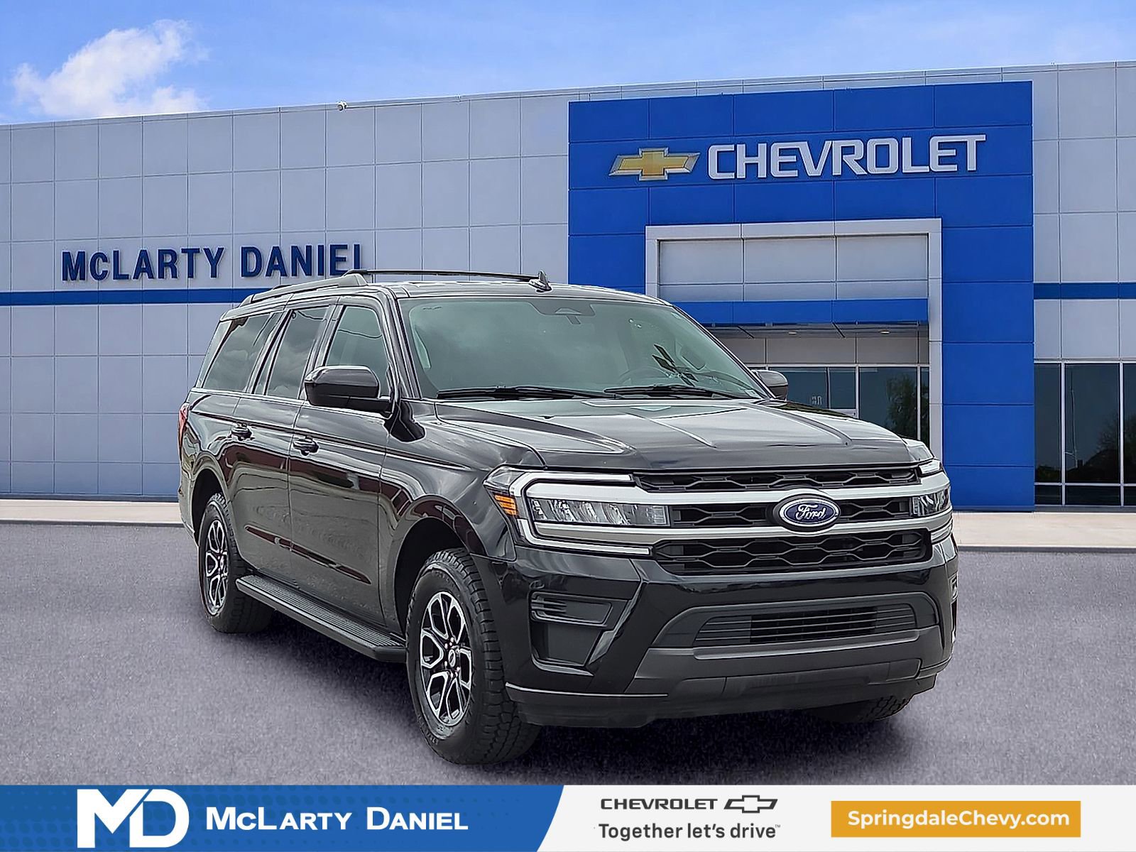 Used 2024 Ford Expedition Max XLT AWD/4WD image 1