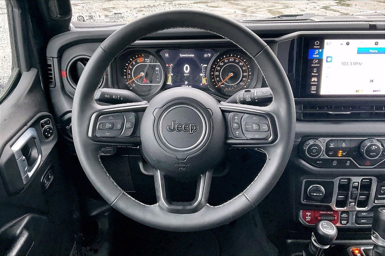 Certified 2025 Jeep Wrangler Unlimited Rubicon w/ Convenience Group image 10