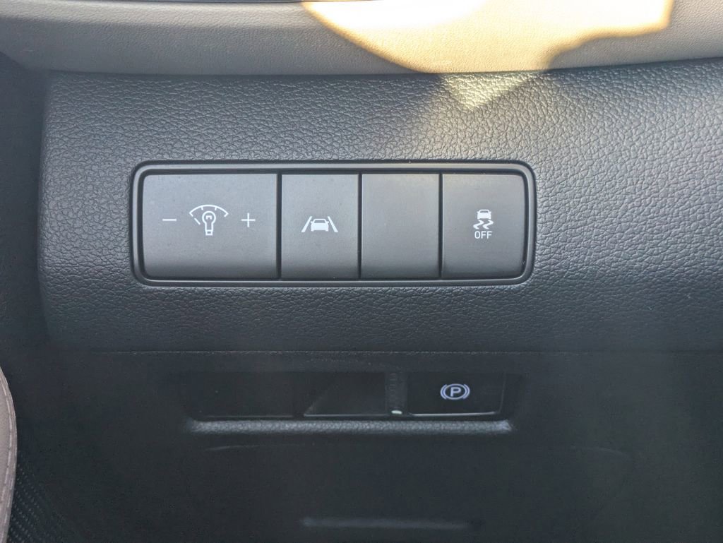 Used 2023 Hyundai Santa Fe SE image 22