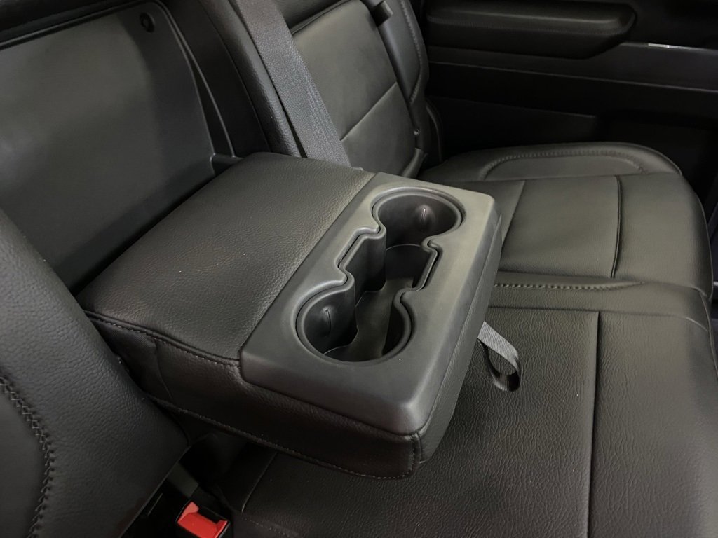 Used 2024 GMC Sierra 3500 Denali w/ Denali Reserve Package image 31