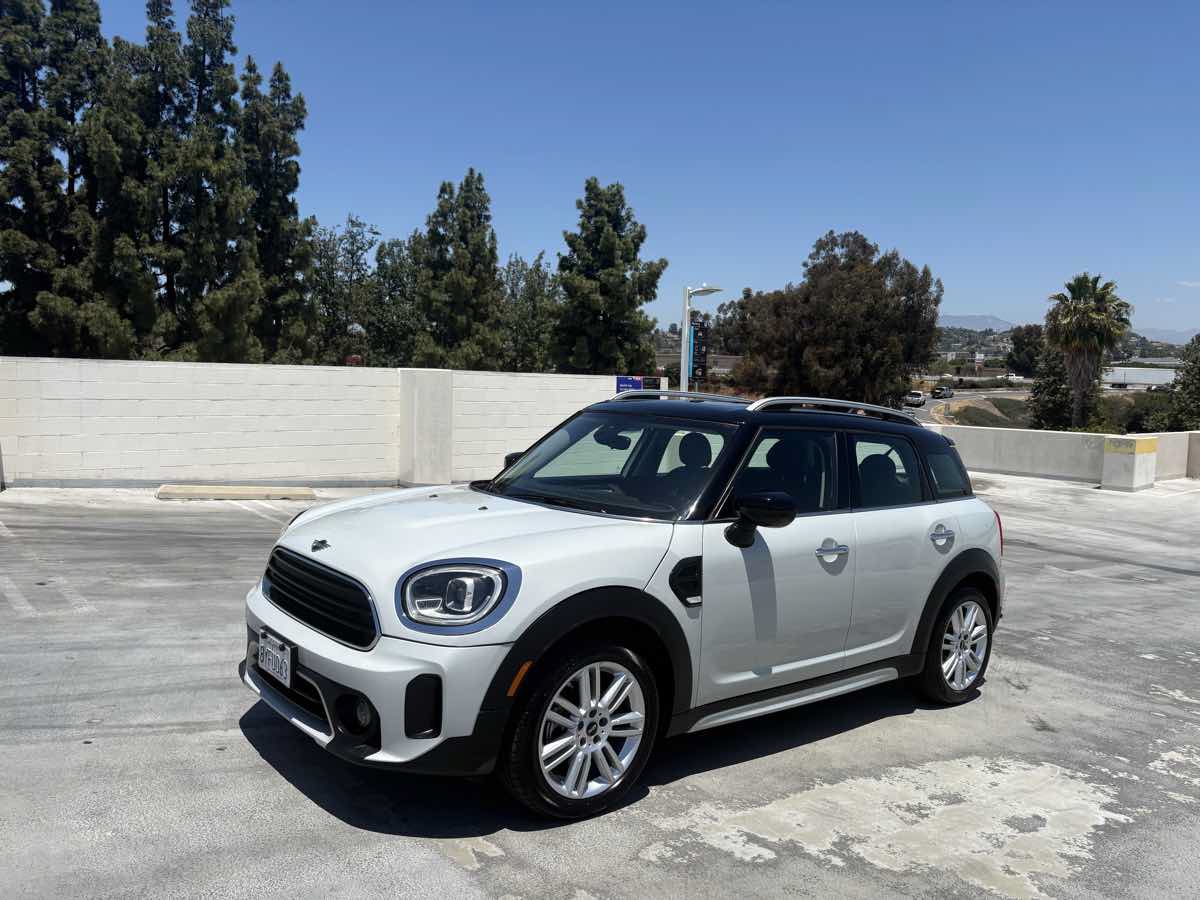 Used 2022 MINI Cooper Countryman FWD image 5