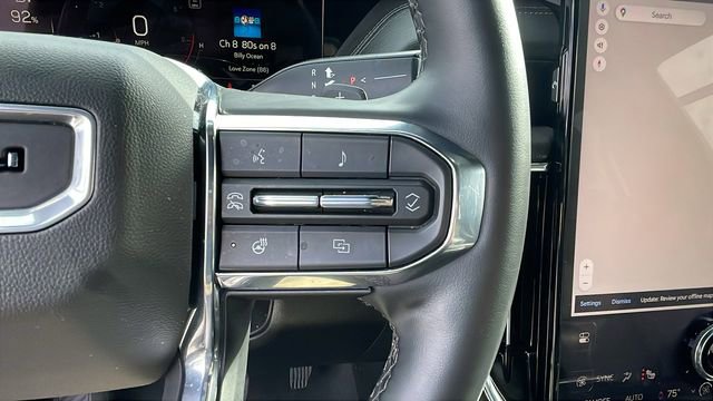 Used 2025 GMC Yukon XL Denali image 23