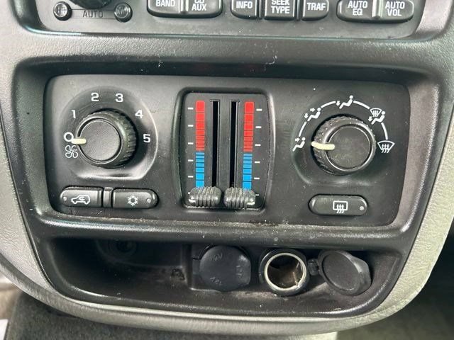 Used 2004 Chevrolet TrailBlazer LS w/ LS Preferred Equipment Group AWD/4WD image 20
