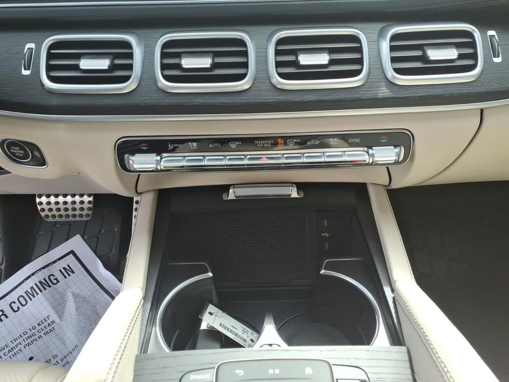 Used 2025 Mercedes-Benz GLS 450 4MATIC image 25