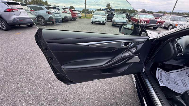 Used 2017 INFINITI Q60 3.0t AWD/4WD image 32