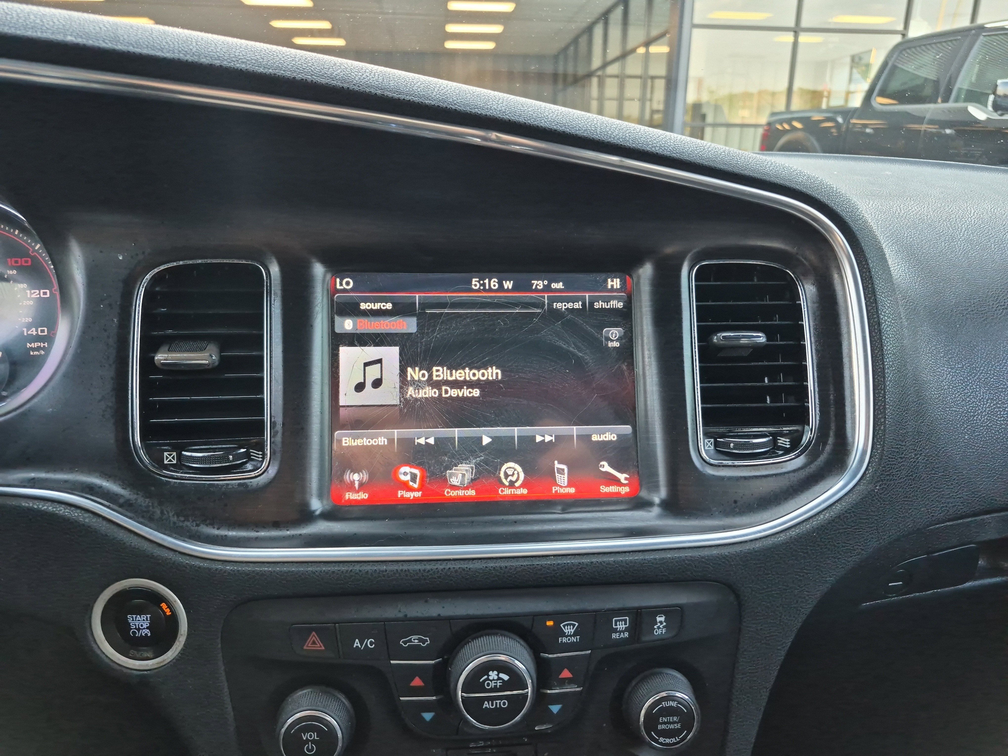 Used 2014 Dodge Charger SXT image 32