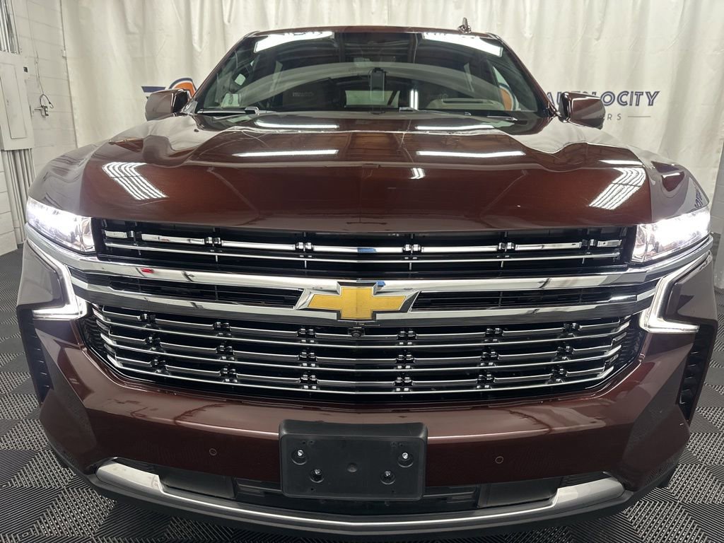 Used 2023 Chevrolet Suburban High Country image 4