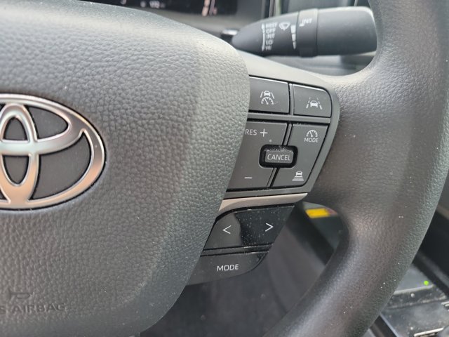 Used 2026 Toyota Camry LE FWD image 27
