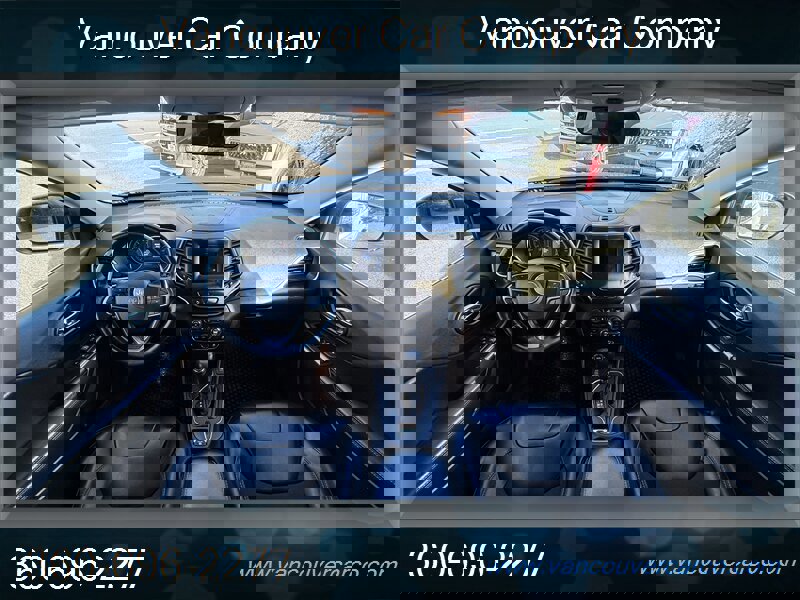 Used 2019 Jeep Cherokee Latitude Plus w/ Cold Weather Group image 18