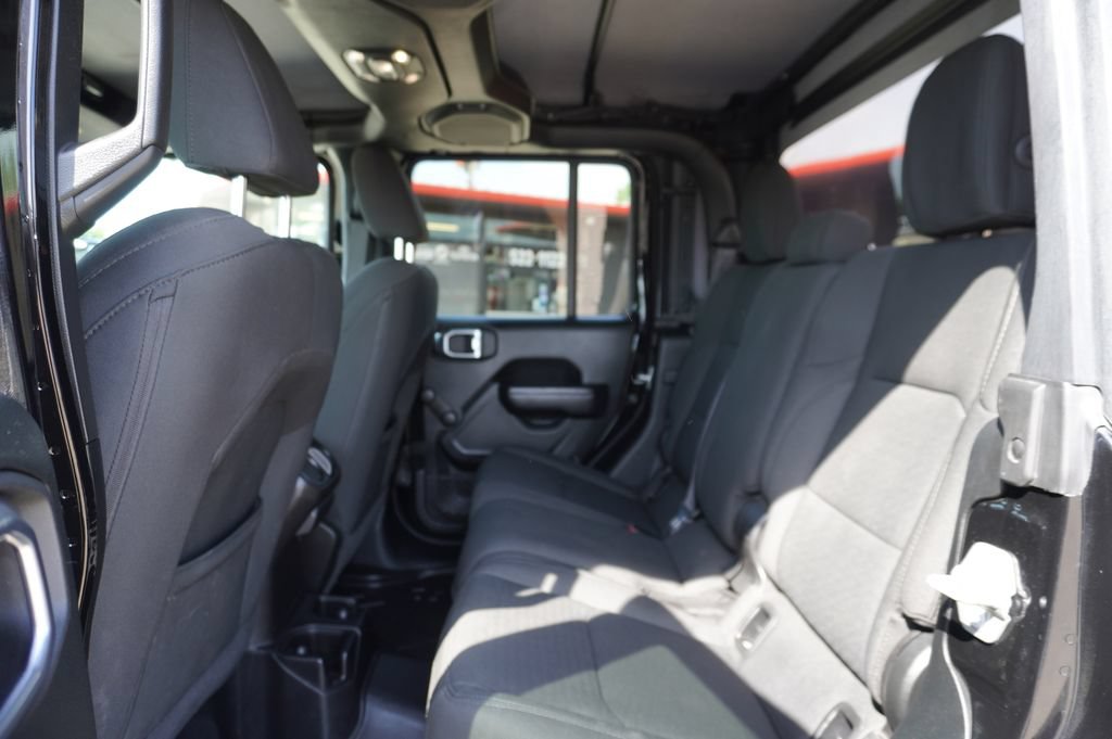 Used 2021 Jeep Gladiator Sport AWD/4WD image 26