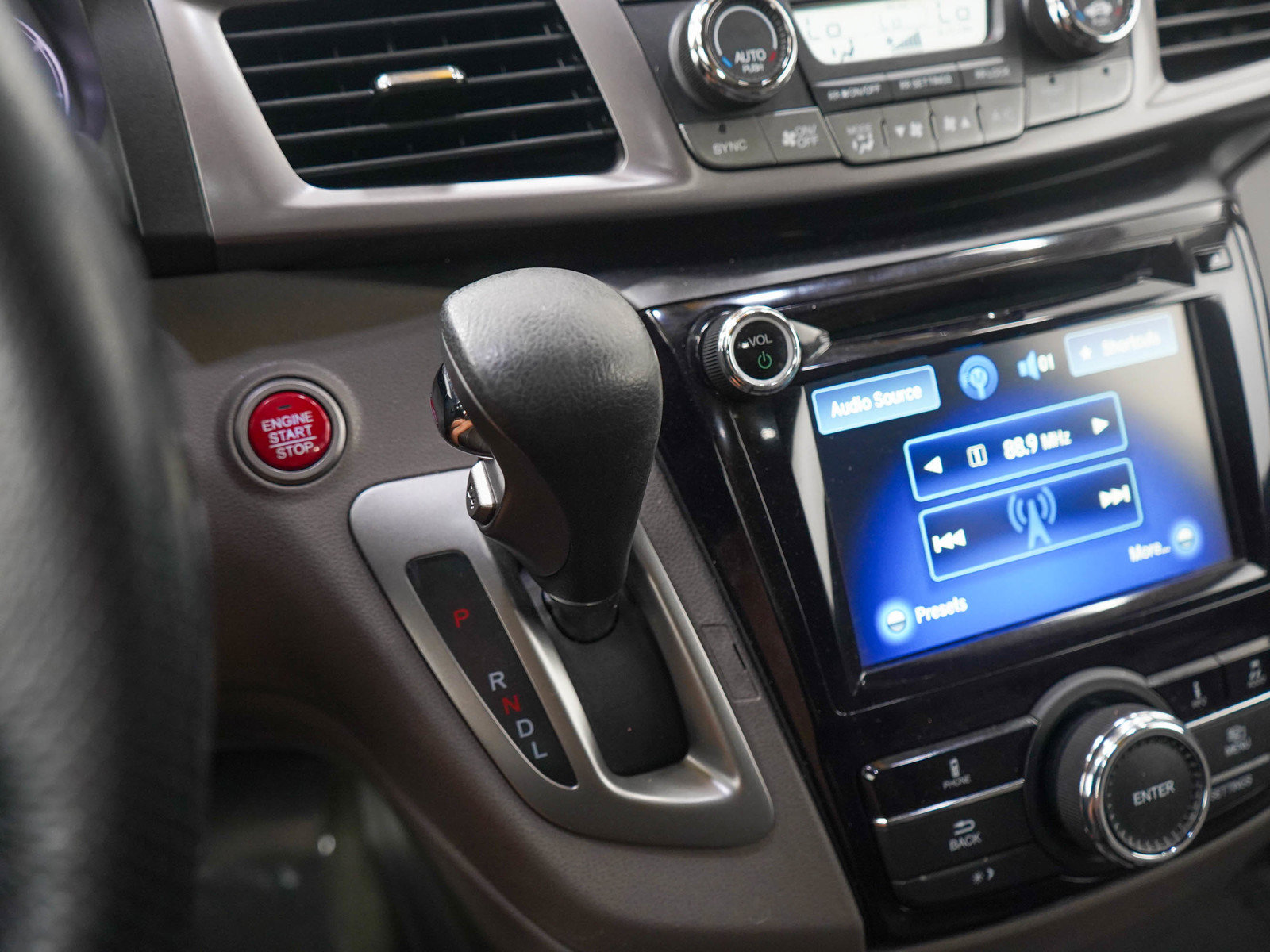 Used 2017 Honda Odyssey EX-L image 21