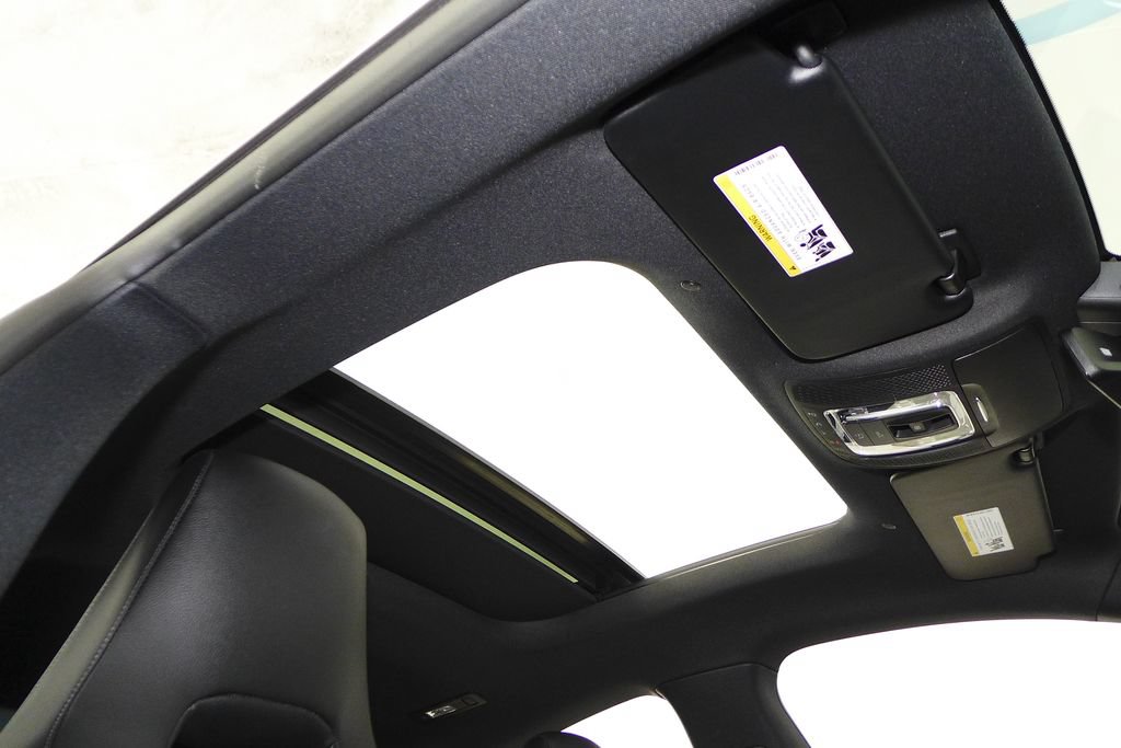 Used 2020 Mercedes-Benz CLA 250 image 18
