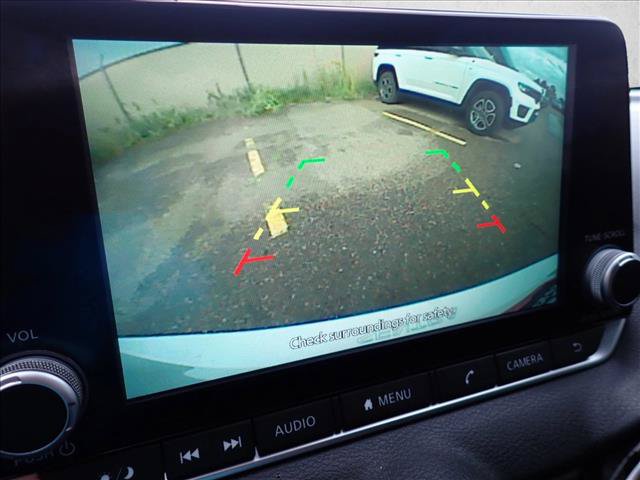 Used 2024 Nissan Sentra SR FWD image 19