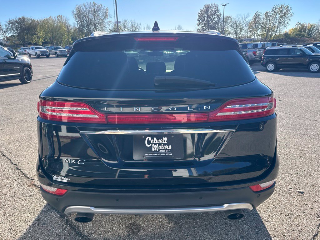 Used 2019 Lincoln MKC Reserve w/ MKC Climate Package AWD/4WD image 4