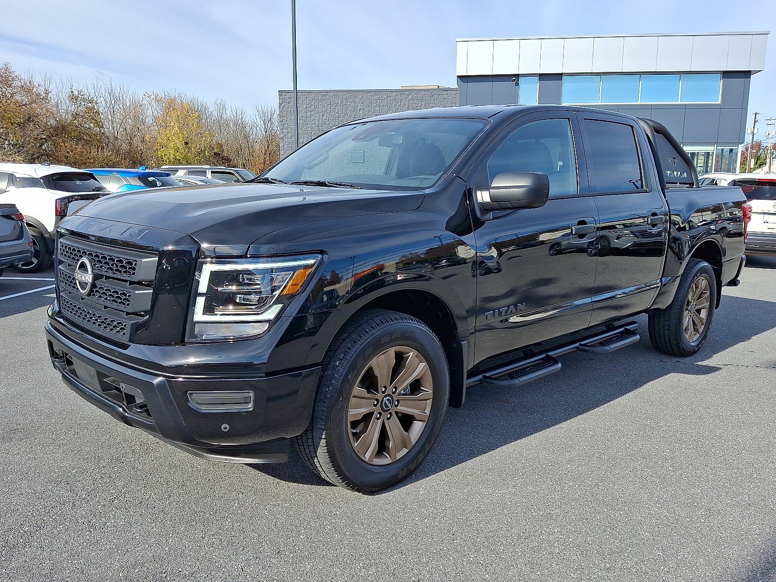 Certified 2024 Nissan Titan SV w/ SV Bronze Edition Package video 3