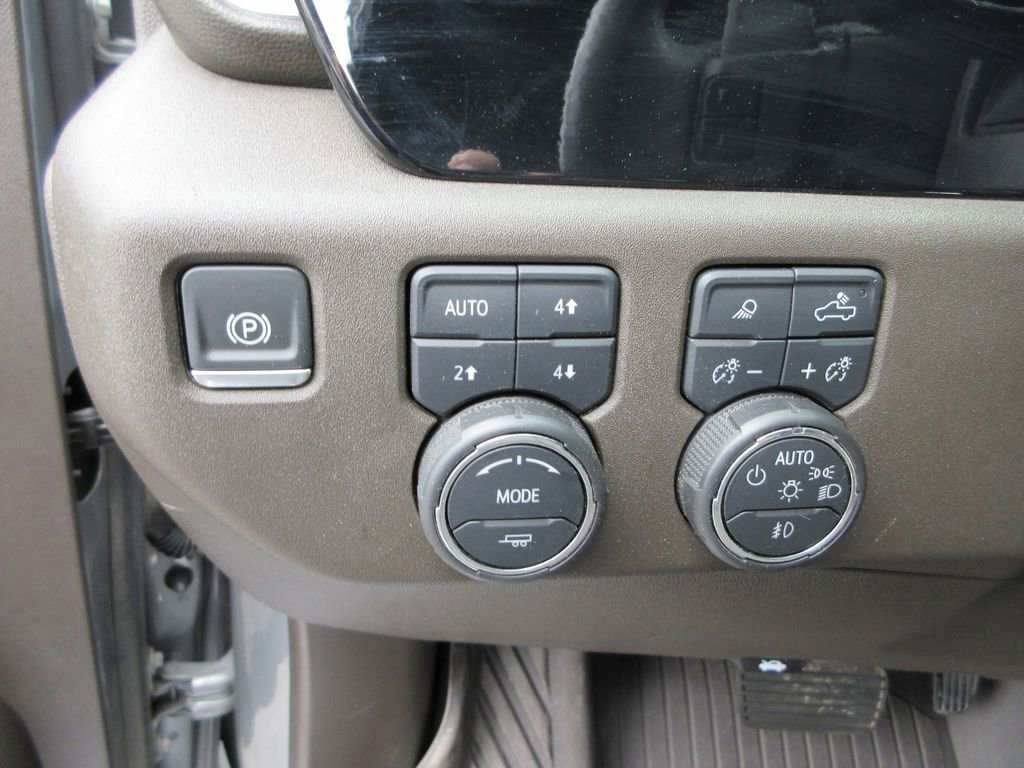 Certified 2024 Chevrolet Silverado 1500 LTZ image 27