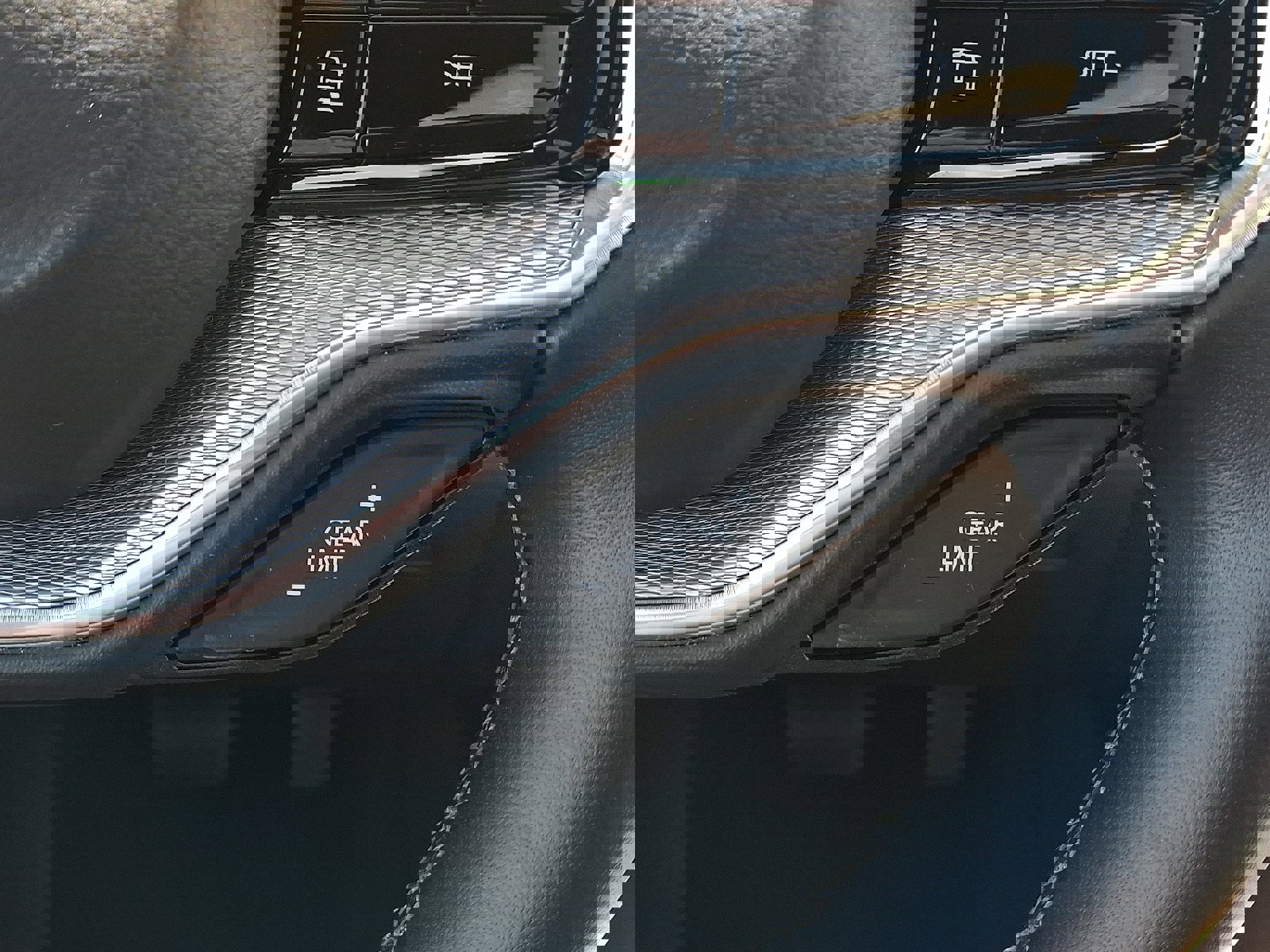 Used 2022 Jeep Grand Wagoneer Series I AWD/4WD image 24