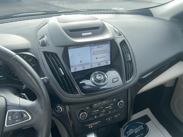 Used 2017 Ford Escape Titanium image 21