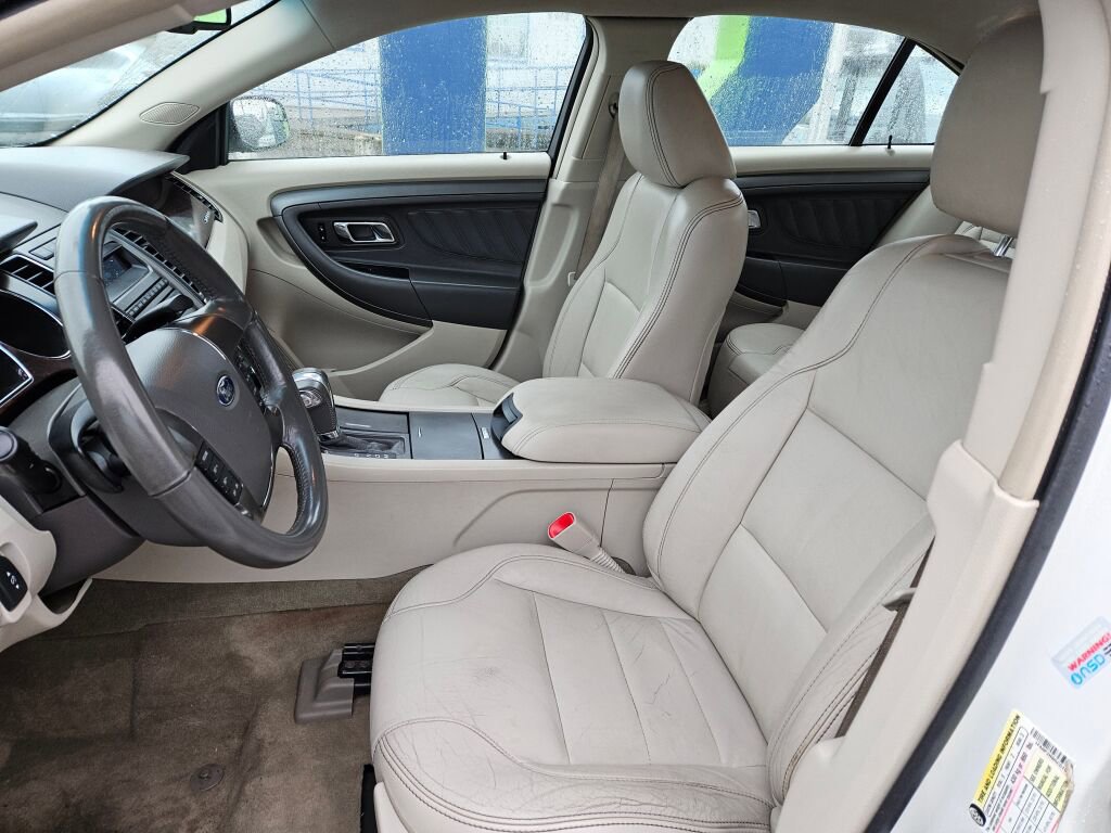 Used 2012 Ford Taurus SEL AWD/4WD image 10