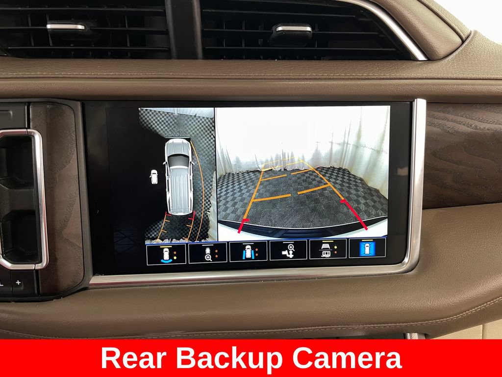 Used 2022 GMC Yukon XL Denali w/ Denali Premium Package AWD/4WD image 4