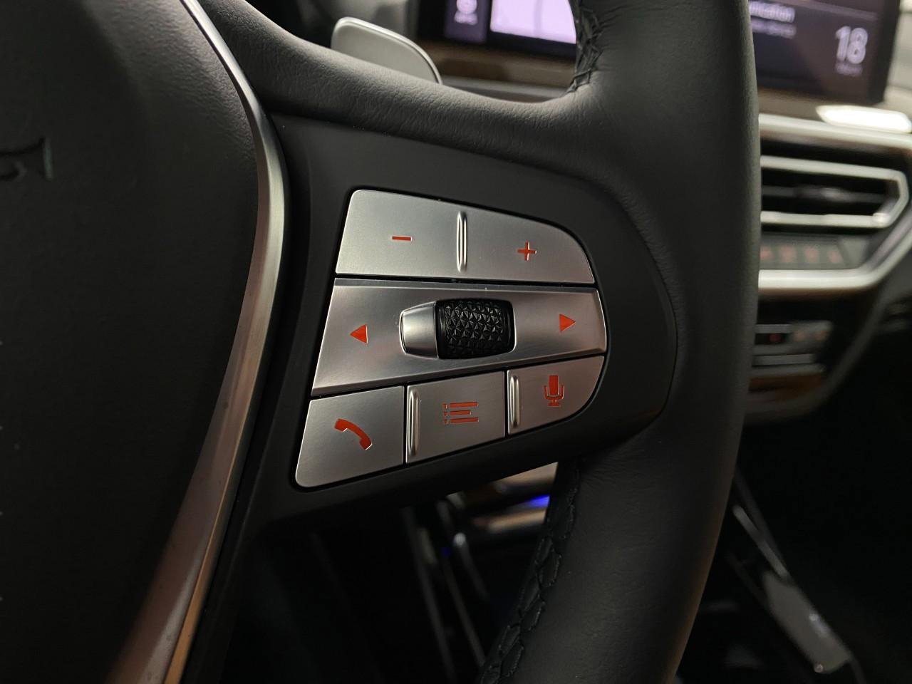 Certified 2024 BMW X3 xDrive30i w/ Premium Package image 16