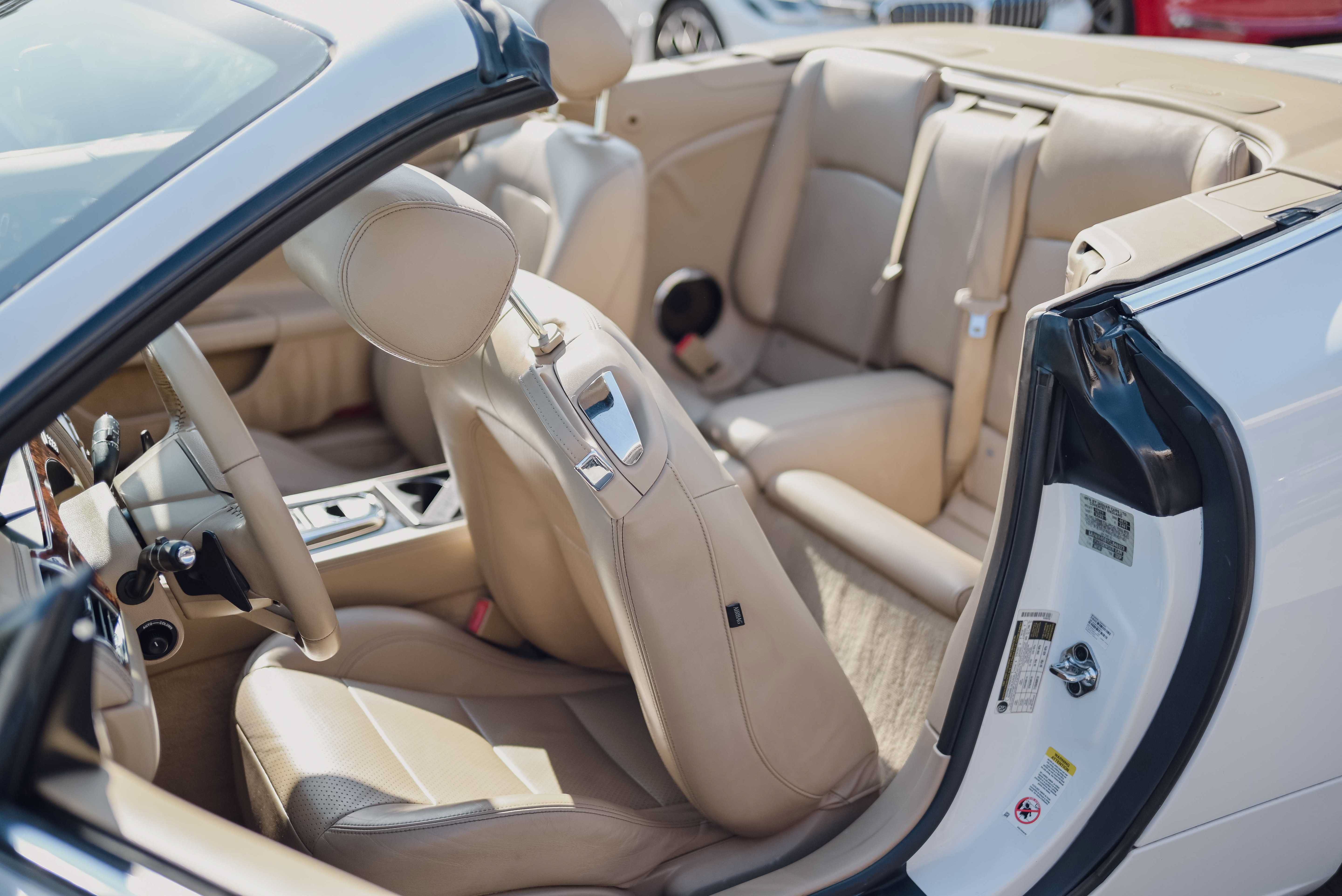 Used 2012 Jaguar XK Convertible RWD image 15