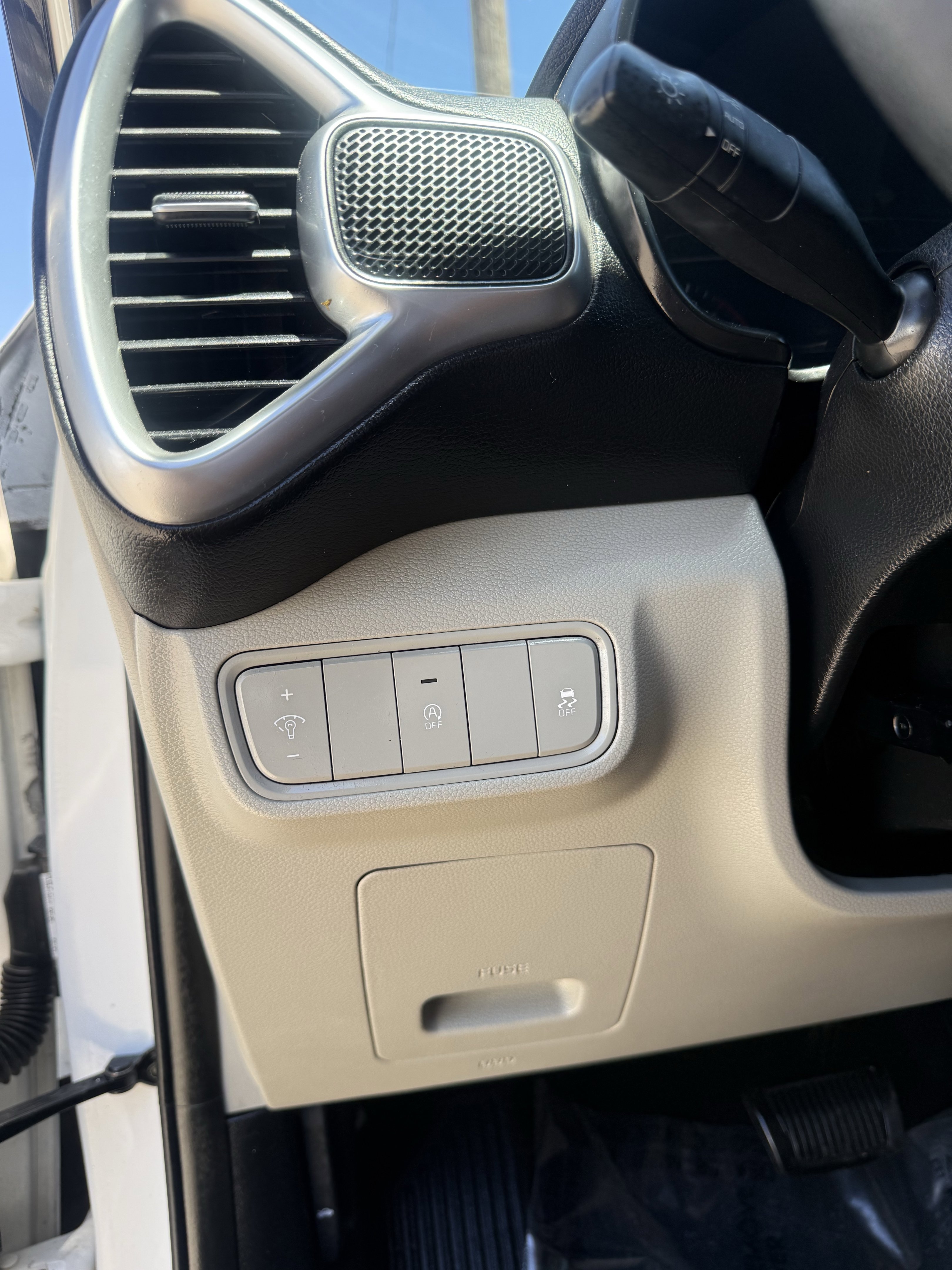 Used 2021 Kia Soul LX FWD image 16
