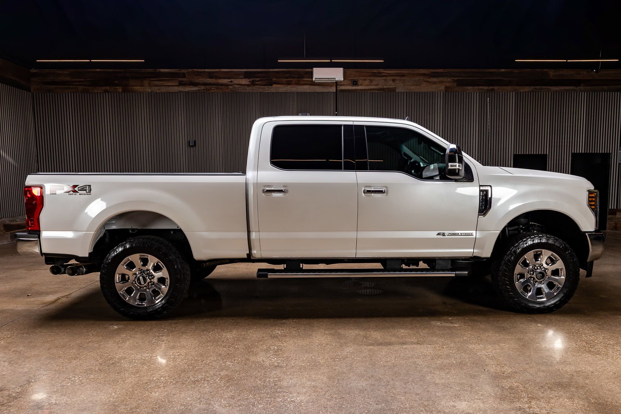 Used 2019 Ford F250 Lariat w/ Lariat Ultimate Package image 10