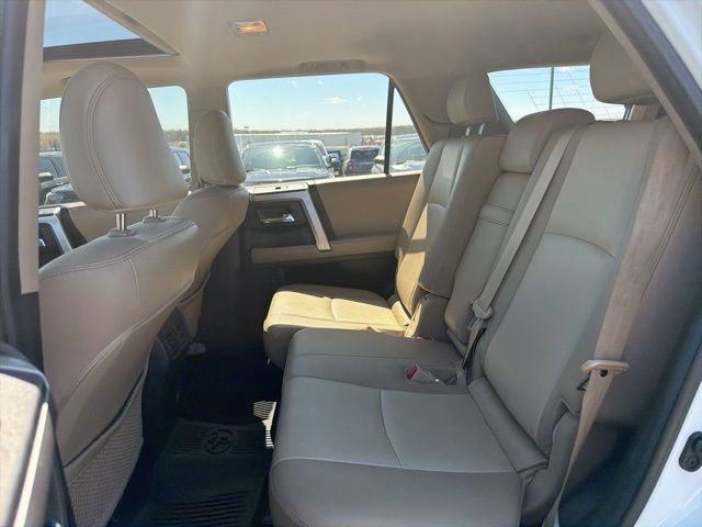 Used 2022 Toyota 4Runner SR5 Premium w/ Moonroof Package AWD/4WD image 14