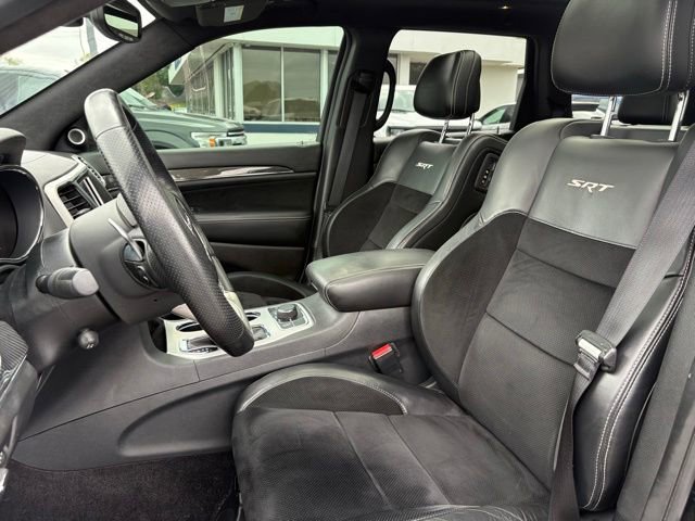 Used 2018 Jeep Grand Cherokee SRT w/ Trailer Tow Group IV AWD/4WD image 9