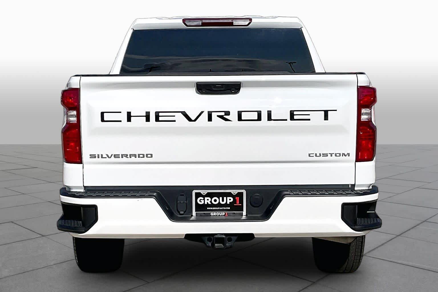 Certified 2025 Chevrolet Silverado 1500 Custom RWD image 5
