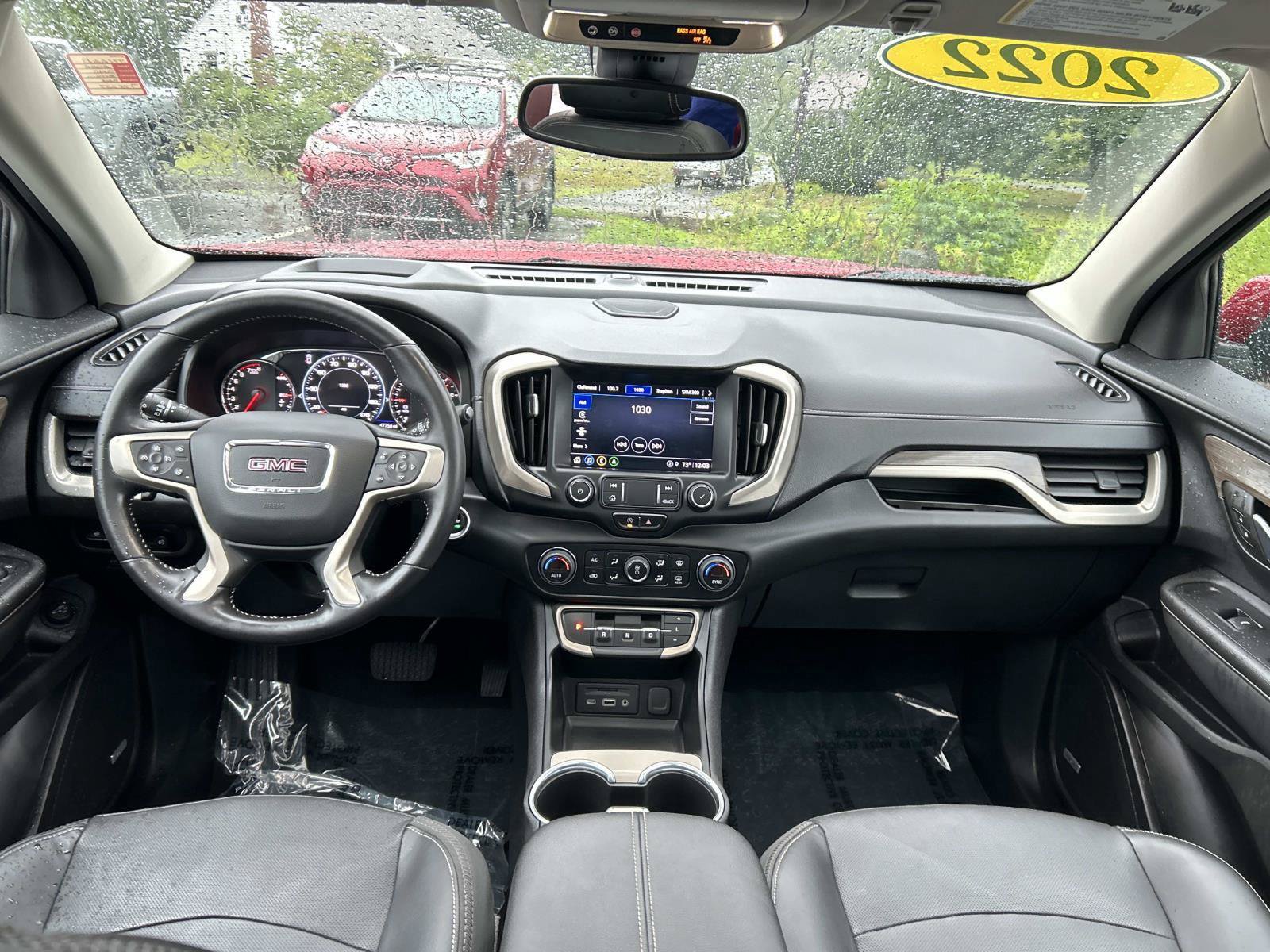 Used 2022 GMC Terrain Denali w/ Denali Premium Package AWD/4WD image 21