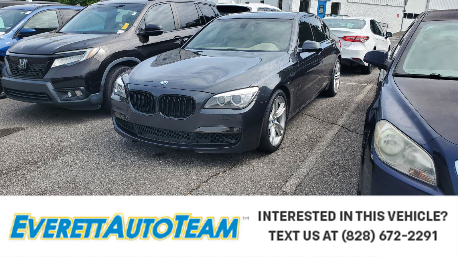 Used 2013 BMW 750i RWD image 1