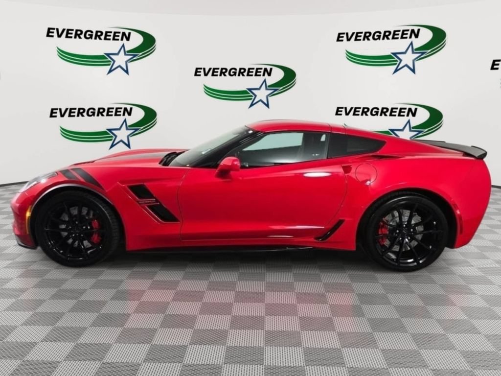 Used 2018 Chevrolet Corvette Grand Sport RWD image 2