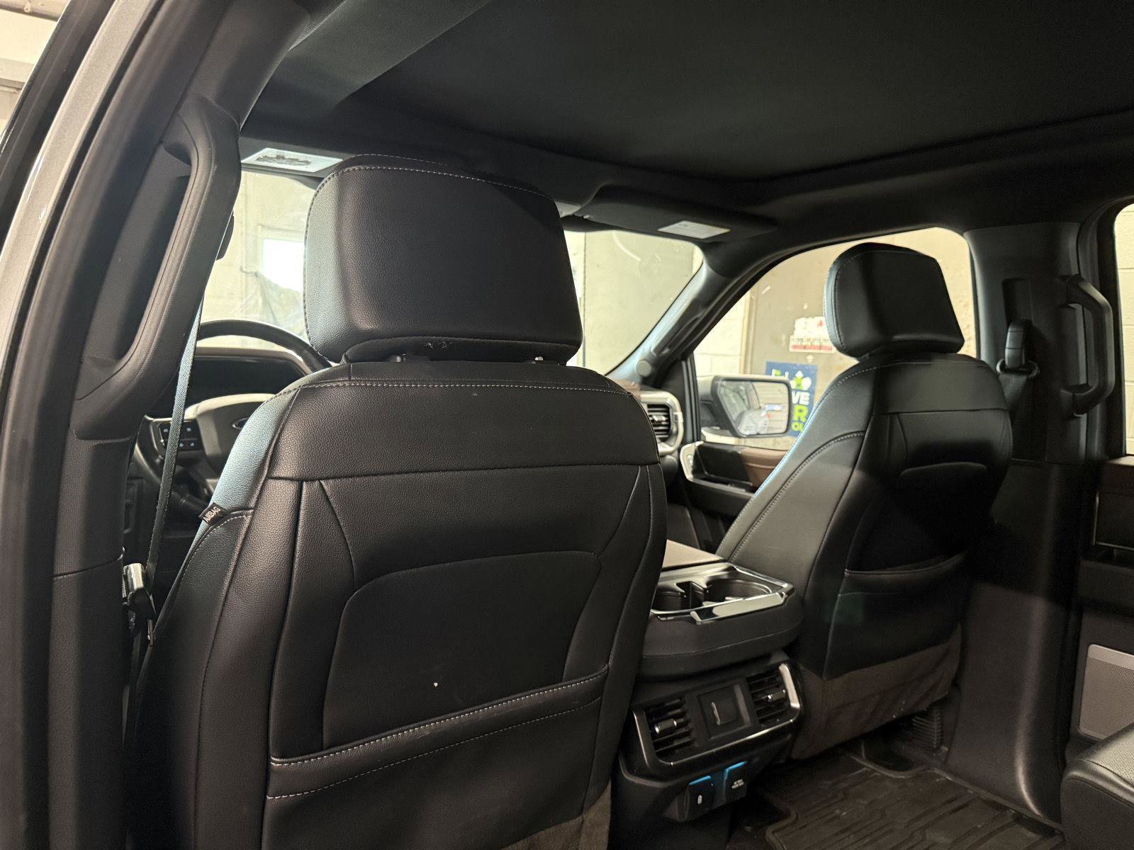 Used 2022 Ford F150 Lariat w/ Max Trailer Tow Package image 21