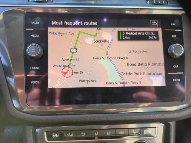 Used 2020 Volkswagen Tiguan SEL w/ Tiguan Three-Row MDO Package image 13