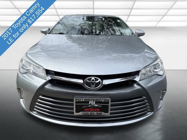 Used 2017 Toyota Camry LE image 2